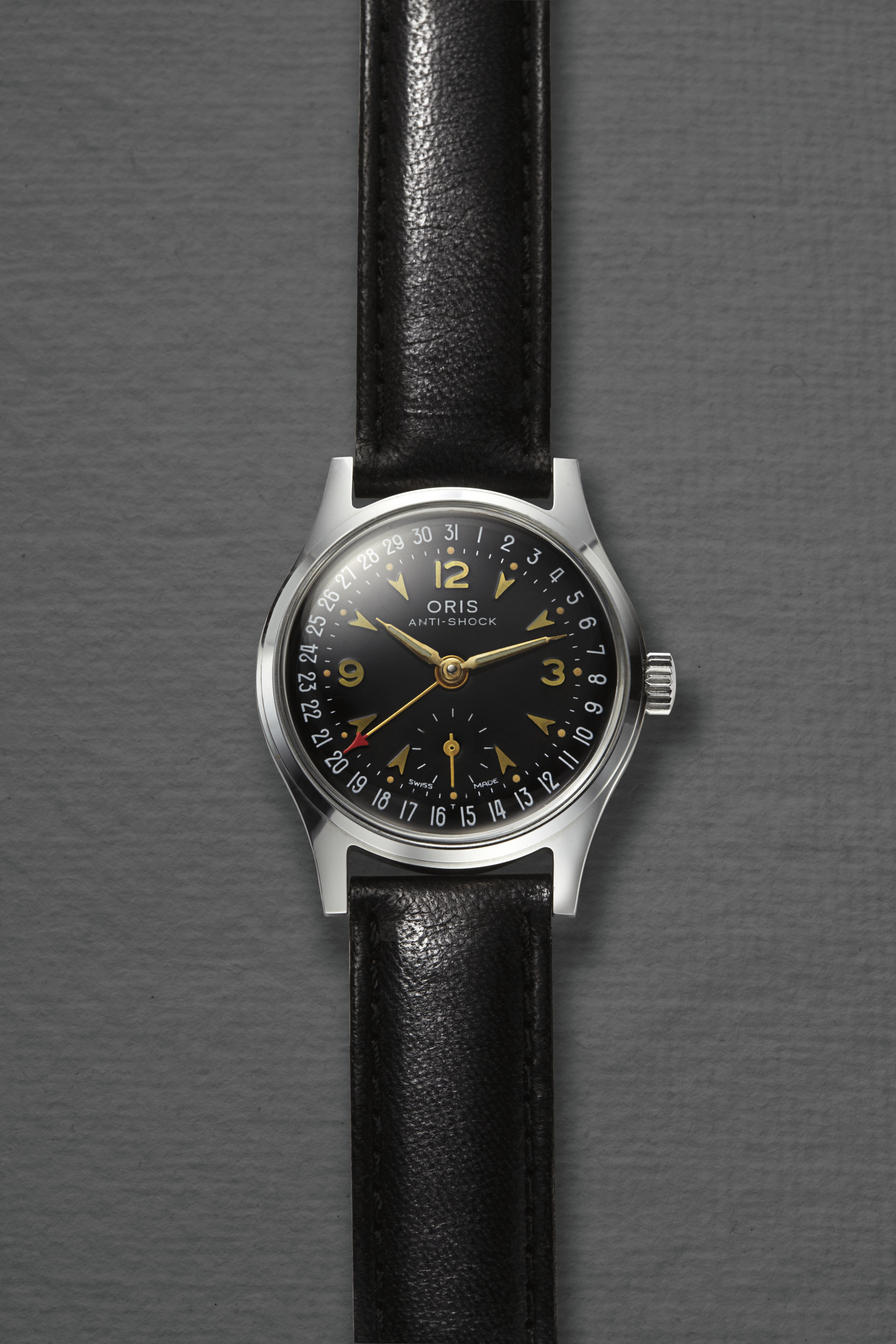 An Oris Pointer Date from 1938 — the watch that began the Big Crown Pointer Date line